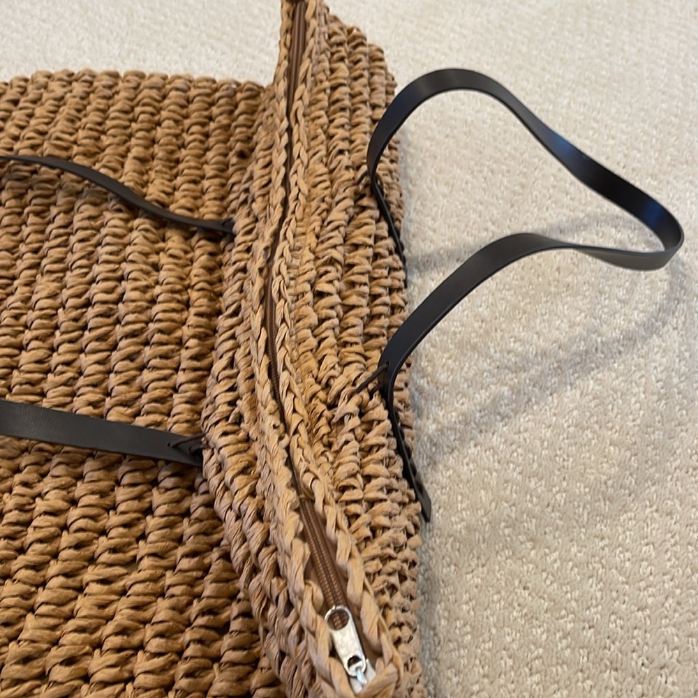 Woven Tan Tote Bag - Picture 3 of 6